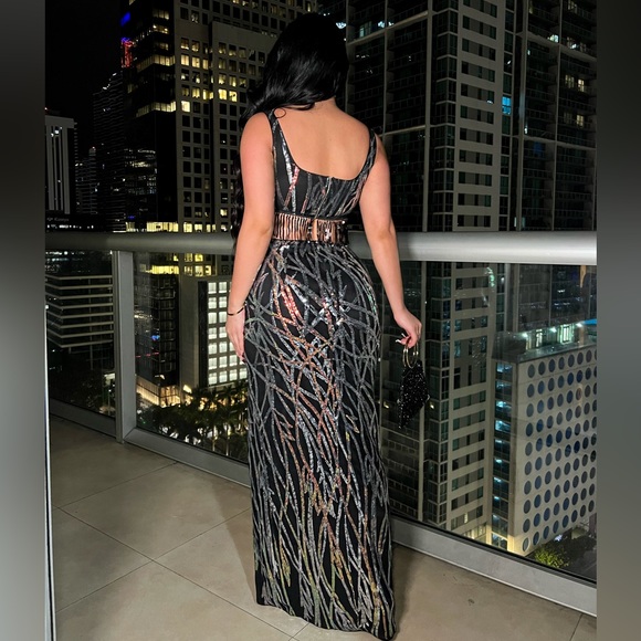 SEQUIN MAXI SLIT SKIRT SET - BLACK COMBO / PERFECT FOR HOLIDAYS! - Picture 4 of 4